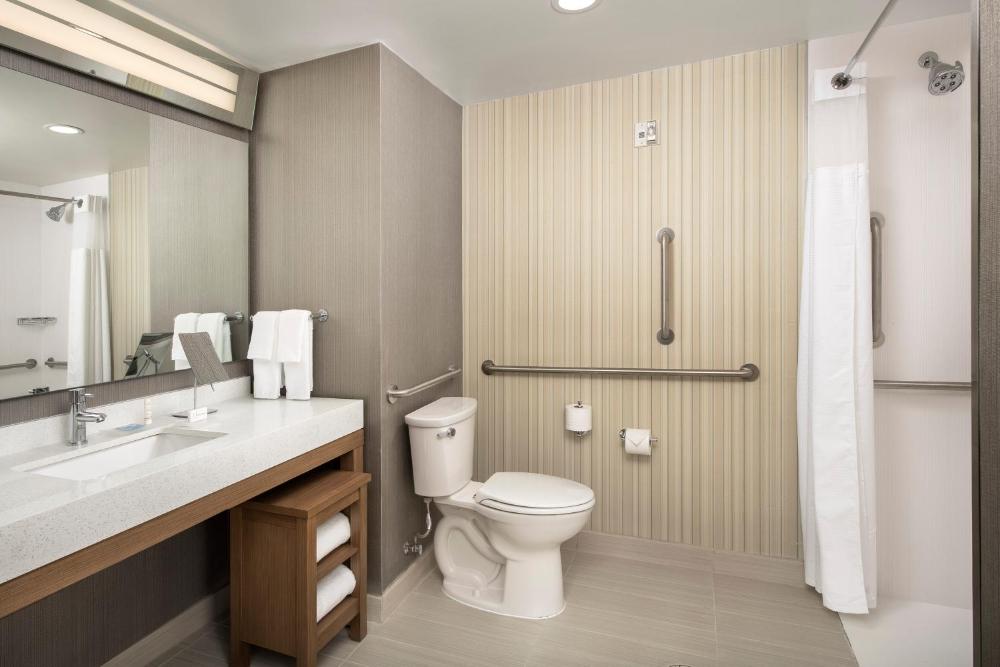 Guest King Room interior